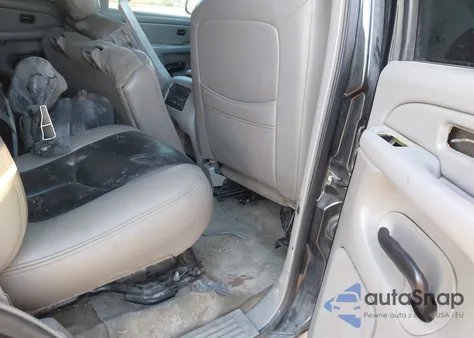 2005 GMC Yukon Sle z USA, uszkodzony, nr VIN 1GKEC13T35J137674